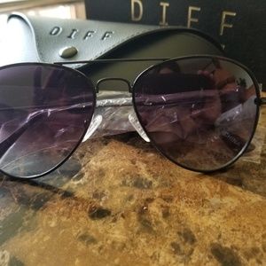 Diff Aviator Sunglasses